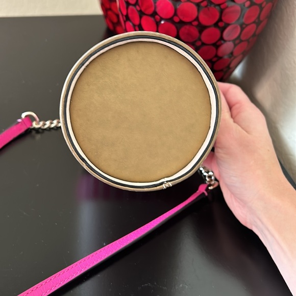 Kate Spade NWOT Flavor of the Month Strawberry Ice Cream Pint Crossbody - Picture 5 of 7